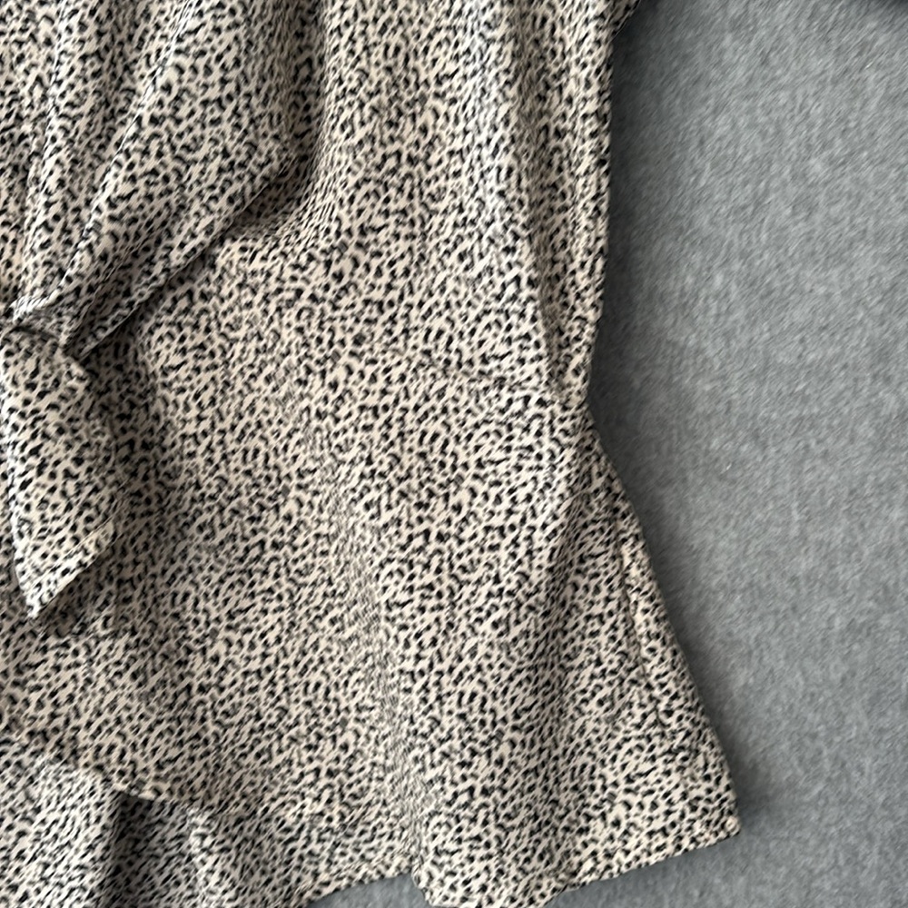 Sienna Sky Black and White Speckled Tie-Front Blouse - Picture 7 of 12